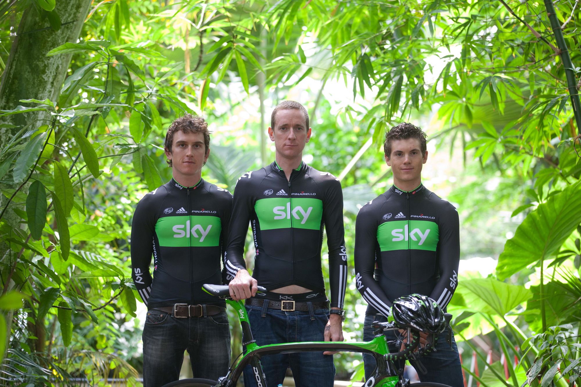 Team Sky names Tour de France lineup, Wiggins, Thomas and Swift fly